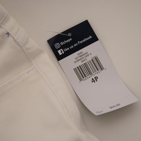 White Bermuda Shorts - Picture 4 of 4